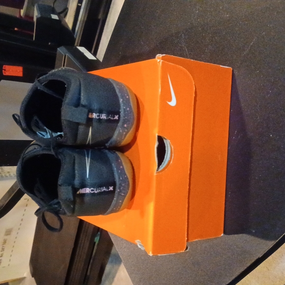 Womens Nike  Flex Trainer 2 - Picture 3 of 4